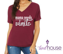 Load image into Gallery viewer, Mama Needs Vinito, Cute and funny Shirt for Wine Lovers, una botella
